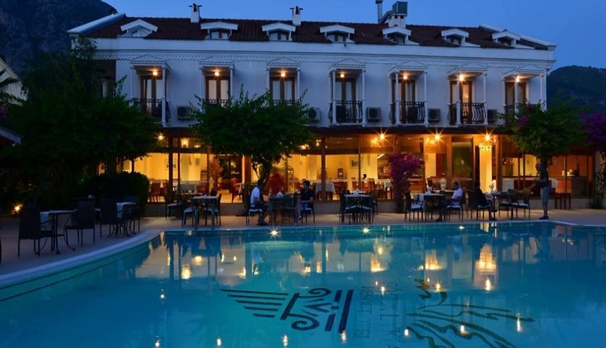 فندق و منتجع جوتشيك ليكيا